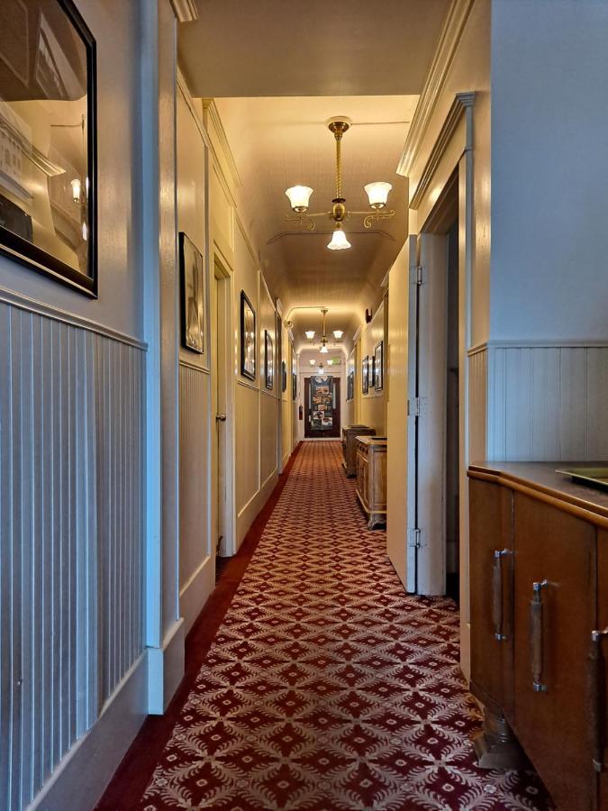 Van Gilder Hotel Сьюард Экстерьер фото