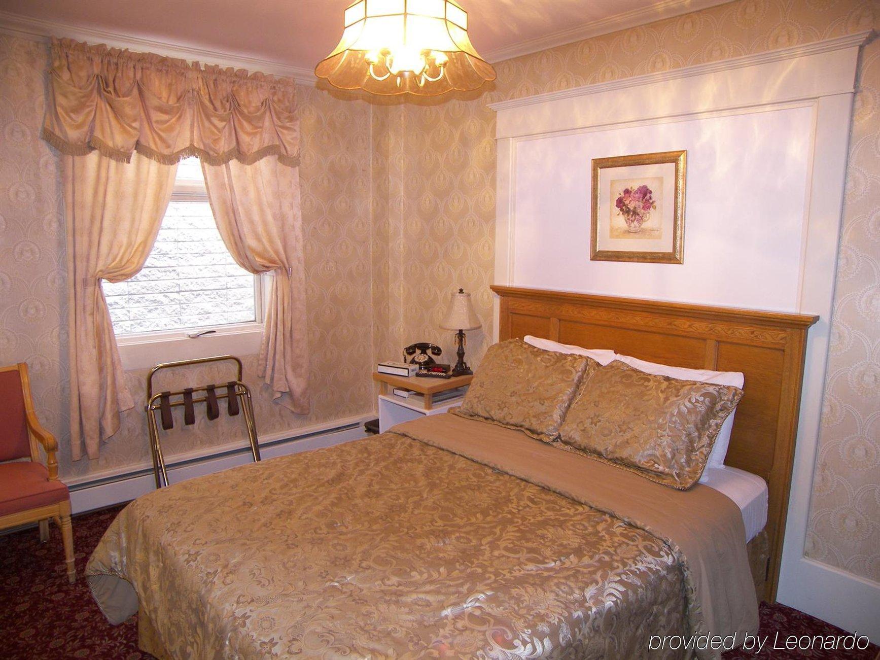 Van Gilder Hotel Сьюард Экстерьер фото
